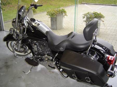 HARLEY DAVIDSON Road King 2010