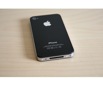 Iphone 4 Noir avec accessoires neuf en vente 1