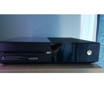 Vente Xbox one + kinect / 6 jeux / 2 manettes. 500Go 1