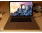 Macbook pro 15 ecran retina Core i7 8 Go. Disque Dur : 256 Go SSD