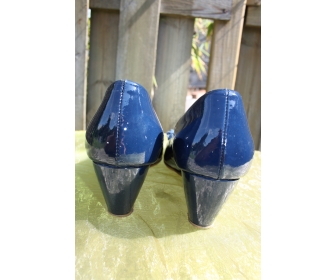 Chaussure bleu marine pointure 37 2
