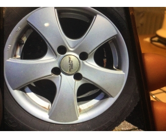 Jantes Aluminium 15 Pouces (Marque Inter) + Pneus Hiver 185/65 R15